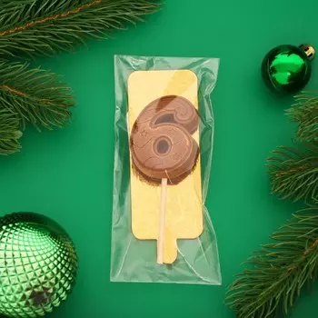 Фигура из молочного шоколада "Цифра веселая "6", 5 см, на палочке для торта, 12 г