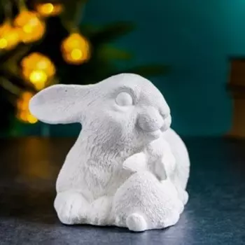 Фигура под роспись "Мама зайчиха с зайчиком" 16х11х10см