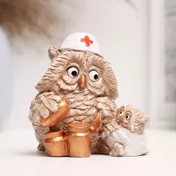 Фигурка гипс «Сова врач с совёнком», 10108 см