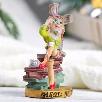 Фигура "Зайчиха работа не волк" серый, 5х4х10см