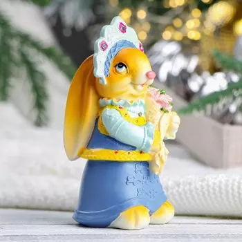 Фигура "Зайчиха в костюме" рыжая, 6х6х13
