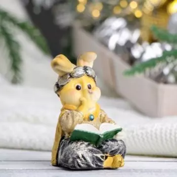 Фигура "Заяц с книгой" 8х7х9см