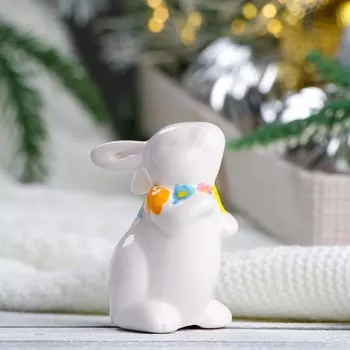 Фигура "Заяц в цветах" белый, 5х4х6см МИКС