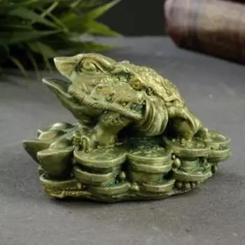 Фигурка гипс «Жаба на деньгах», зелёный с позолотой, 884 см