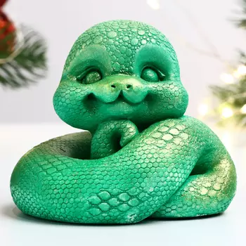 Фигурка гипс «Змея Хвостатик», светло-зелёная, 66 см