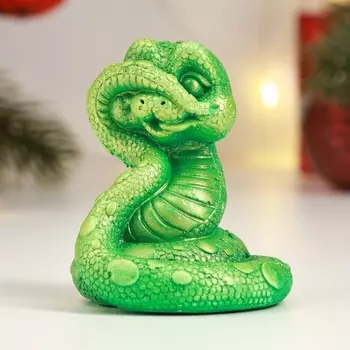 Фигура "Змея подглядывает" светло-зеленая, 8х8см