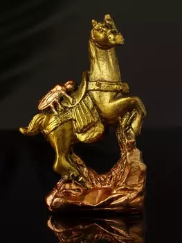 Фигурка гипс «Конь с мухой», 863 см, цвет золото