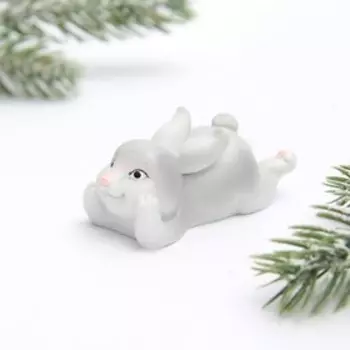Фигурка кролик «Задумчивый», 4 х 5 см