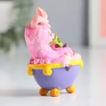 Фигурка полистоун «Лама в ванной», 7 см