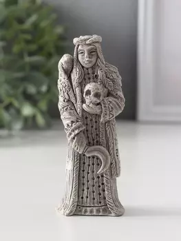 Фигурка славянская богиня «Мара» 10.543.5 см, серая