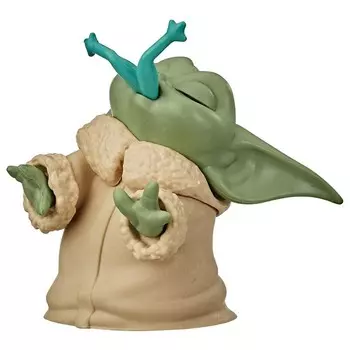 Фигурка SW Bounty Collection Mandalorian The Child Froggy Snack