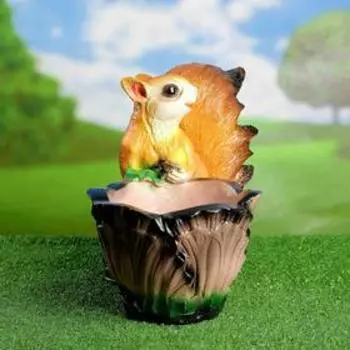 Фигурное кашпо "Белка"
