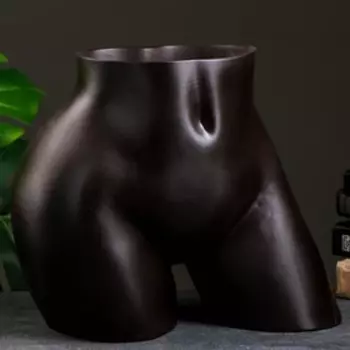 Фигурное кашпо "Дива" черное, 33х30см