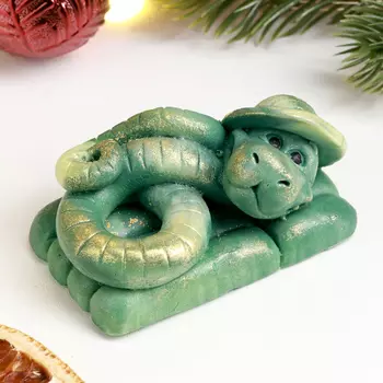 Фигурное мыло «Змея Турист» зеленый с позолотой