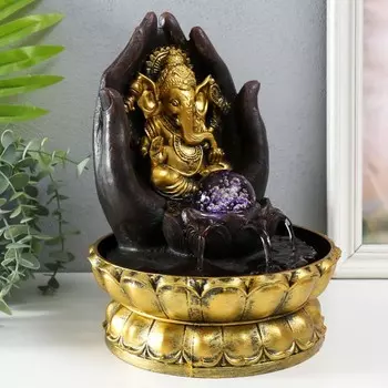 Фонтан настольный с подсветкой «Золотой Ганеша в ладонях», от сети, 212128 см