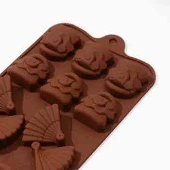 Форма для кондитерских украшений Доляна «Дамский набор», силикон, 21111,5 см, 14 ячеек, коричневая