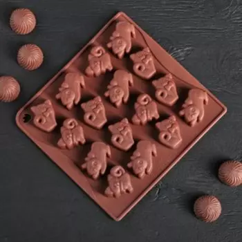Форма силиконовая для льда и кондитерских украшений Доляна «Кошки», 18172 см, 16 ячеек, цвет шоколадный