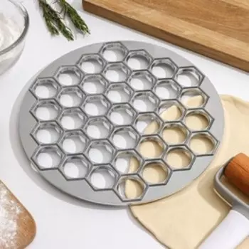 Форма для лепки пельменей Доляна, d=25 см, 37 ячеек