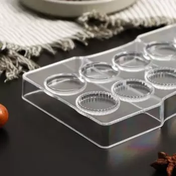 Форма для конфет и шоколада KONFINETTA «Медаль», 20122.5 см, 10 ячеек 3.30.4 см, прозрачная