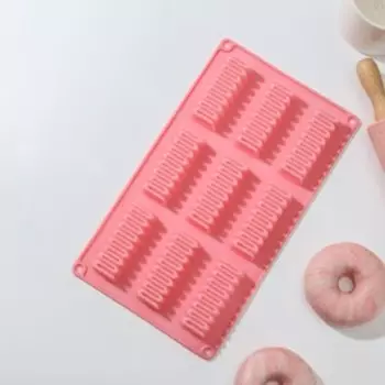 Форма силиконовая для выпечки Доляна «Сладости.Змейка», 9 ячеек, 28×16×2 см, цвет МИКС