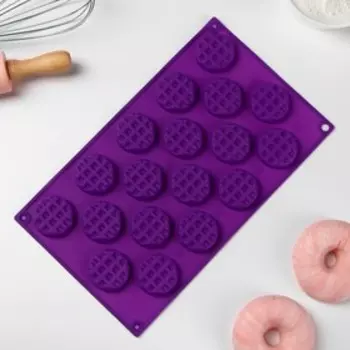 Форма силиконовая для выпечки Доляна «Вафельки», 18 ячеек, 29,5×17,3×1 см, цвет МИКС