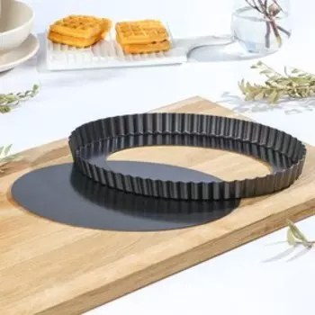 Форма для выпечки Доляна «Жаклин. Рифлёный овал», 26×18×2 см, съёмное дно, антипригарное покрытие, цвет чёрный