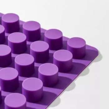Форма силиконовая для выпечки «Кнопки», 38×29×2 см, 88 ячеек (d=2 см), цвет МИКС