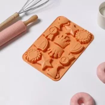 Форма для шоколада Доляна «Чемпион», силикон, 12 ячеек, 24162 см, персиковая