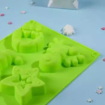 Форма для выпечки Доляна «Новый год», силикон, 27172 см, 6 ячеек, зелёная