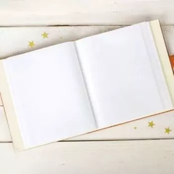 Фотоальбом кожзам на 200 фото с 2 местами под фото на обложке "Наша семья"