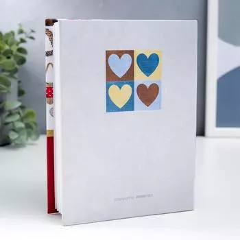 Фотоальбом на 100 фото "Сердечки"