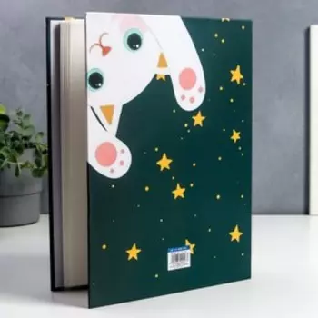 Фотоальбом на 200 фото 13х18 см "Белый котёнок с розовыми подушечками" 29,5х21,5х5 см