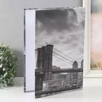 Фотоальбом на 300 фото 10х15 см "Город памяти" бумажные листы 22,5х5,5х33 см