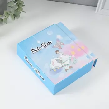 Фотоальбом на 40 фото 10х15 см "Девочка с книгой" в коробке 17х14х4,5 см