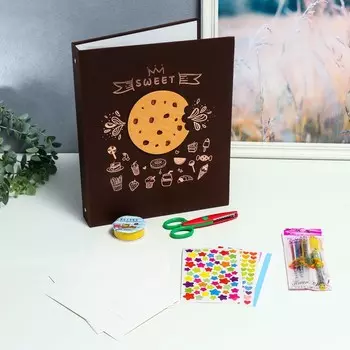 Фотоальбом на кольцах 30 листов и 30 файлов «Сладости», чёрные листы, 31.425.85 см