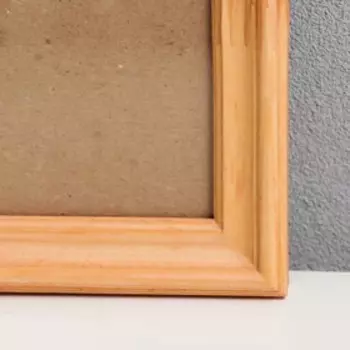 Фоторамка дерево 21х30 см, пр. №6, орех