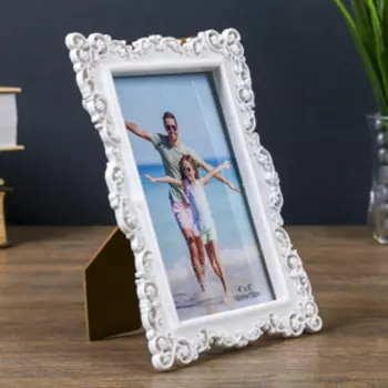 Фоторамка пластик 10х15 см "Мелкие цветы" белая 19.2х14,5 см