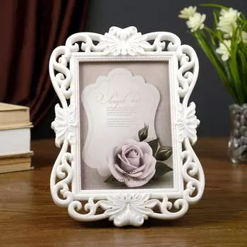 Фоторамка пластик 13х18 см "Завитки и цветы" белая 25,5х19 см