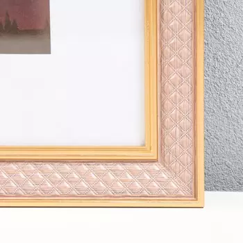 Фоторамка пластик 30х40 см "Кабаре" розовый "Жемчуг"