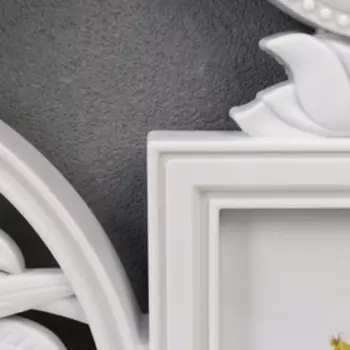 Фоторамка пластик на 5 фото 10х15, 18х18 см "Цапля в лотосах" белый 45х38 см