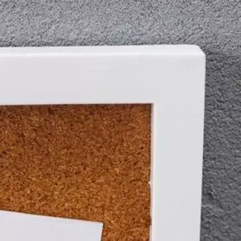 Фоторамка пластик на 8 фото 10х15 см с доской для записок, фото 50х17,5 белая 55х48 см