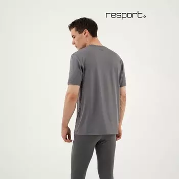 Футболка мужская Resport, размер 52, базовая, со вставками, серая