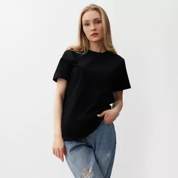 Футболка женская, цвет чёрный, размер 46