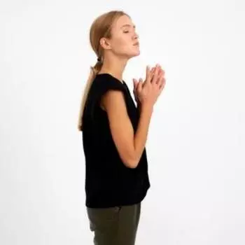 Футболка женская MINAKU OVERSIZE FIT: цвет чёрный, р-р 42