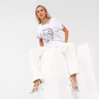 Футболка женская «Невероятные возможности», размер 54