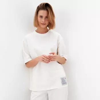 Футболка оверсайз с нашивкой женская MINAKU: One Most Brand, экрю, размер 46