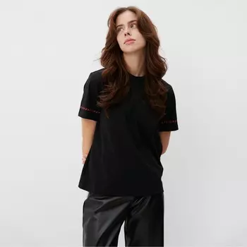 Футболка женская с красным кантом Basic line чёрная, размер 42