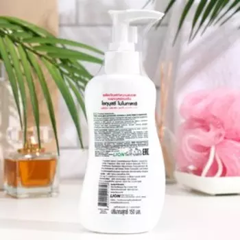 Гель-пена для интимной гигиены LION Thailand Shokubutsu с алоэ вера и периллой, 150 мл