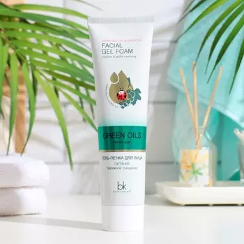 Гель-пенка для лица GREEN OILS бережное очищение , 100 мл