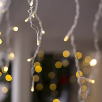 Гирлянда «Бахрома» 3 × 0.6 м, IP44, УМС, прозрачная нить, 160 LED, свечение тёплое белое, 220 В, УЦЕНКА